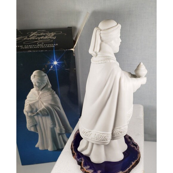 Vintage 1982 AVON Nativity Collectibles The Magi Bathasar Porcelain Figurine Box - Picture 14 of 16